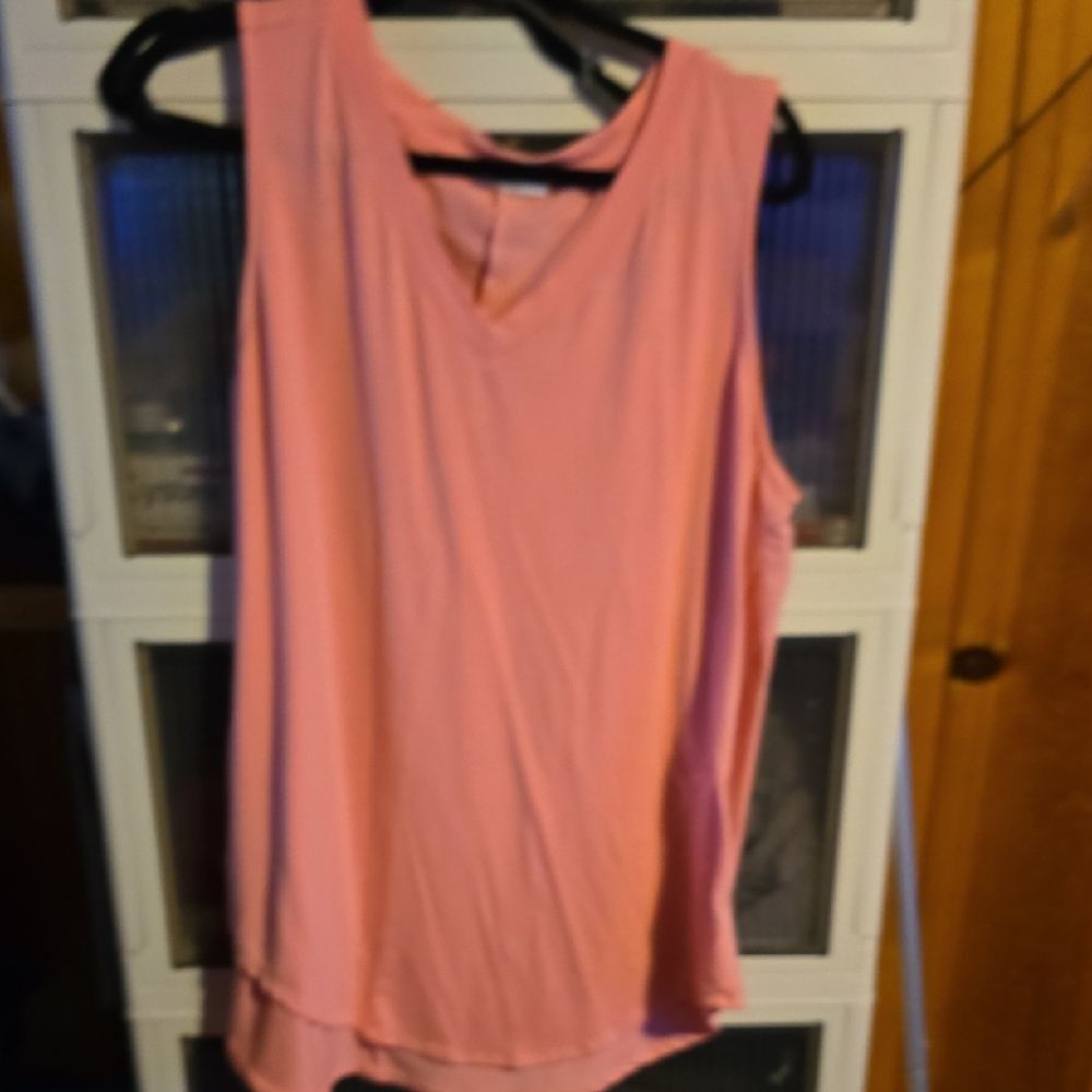 Zenana Outfitters Pink Tank Top with V-Neck and Flowing Fabric